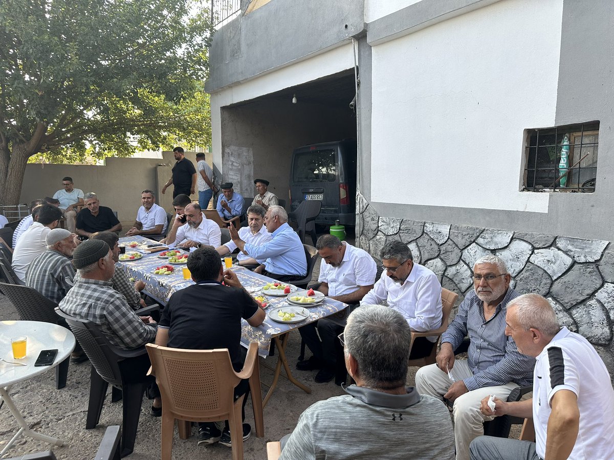 Ali ŞAHİN (@alisahin501) on Twitter photo 📍NİZİP DAYIDAĞI MAHALLESİ
Gaziantep AK Parti İl Yönetim Kurulu üyelerimiz, Nizip AK Parti İlçe Başkanımız <a href="/yakupkarakus7/">yakup karakus</a> ve teşkilat üyelerimizle Dayıdağı mahalle muhtarımız Hasan Kalkan ve sakinlerimizi ziyaret ettik...
<a href="/AKPartiG_Antep/">AK Parti Gaziantep</a>
<a href="/akparti_nizip/">AK Parti Nizip İlçe Başkanlığı</a>
<a href="/nizipakgenc/">AK Parti Nizip İlçe Gençlik Kolları</a> 📍NİZİP DAYIDAĞI MAHALLESİ
Gaziantep AK Parti İl Yönetim Kurulu üyelerimiz, Nizip AK Parti İlçe Başkanımız <a href="/yakupkarakus7/">yakup karakus</a> ve teşkilat üyelerimizle Dayıdağı mahalle muhtarımız Hasan Kalkan ve sakinlerimizi ziyaret ettik...
<a href="/AKPartiG_Antep/">AK Parti Gaziantep</a>
<a href="/akparti_nizip/">AK Parti Nizip İlçe Başkanlığı</a>
<a href="/nizipakgenc/">AK Parti Nizip İlçe Gençlik Kolları</a>