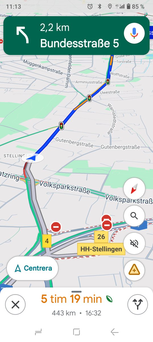 backafall's tweet image. Ikväll gör yngsta dottern (L 14år) sitt första besök på KB! #ifkgbg

Hoppas att det är ett gott omen att vi tidigare i somras tvingades in i Hamburg och då korsade Volksparkstrasse.