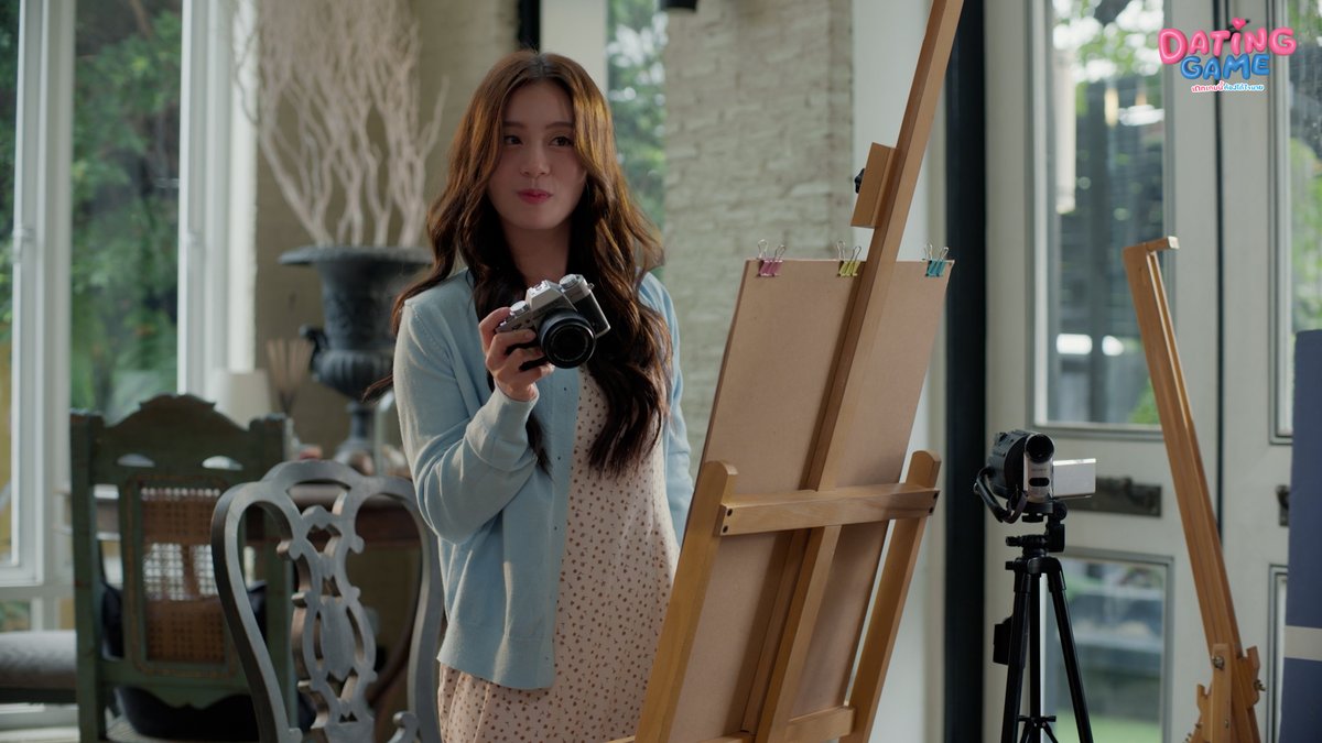 datinggameth's tweet photo. อิริยาบทตอนนี้ของ Hill ดูแข็งๆ ทื่อๆ จัง Your Hand
#DatingGameEP4 https://t.co/7mBMBOuMbg