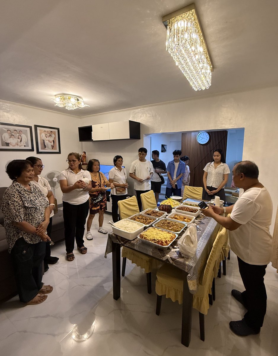 BLGprincess's tweet image. About last weekend! ❤️ #HouseBlessing #MeetupWithFriends