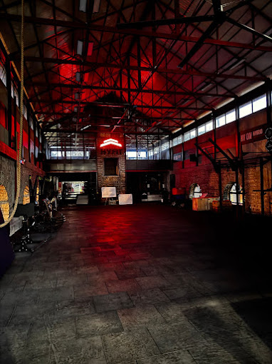 HyfitClub's tweet photo. @adnanadeeb @Nithin0dha From a German arena to the heart of India, HYROX is more  than a sport - it's a statement. It proves that with the right challenge  and community, anyone can become an athlete. This is just the beginning.  Ready to join the movement? Train with us at @HyfitClub HSR layout

n/n https://t.co/gEXyuMzdh6