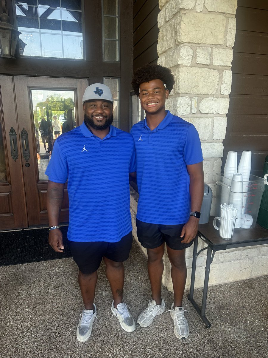David Haynes, Jr. M. ED (@coachhaynesjr) on Twitter photo Celebrating 17 years of coaching, Midnight Madness and my baby boy’s 16th Birthday!! Happy Birthday <a href="/Kobe7Haynes/">Kobe Haynes</a> Kobe let have the best year ever! Love you to the End zone and back!! #HappyBirthday #2ADays #WTX Celebrating 17 years of coaching, Midnight Madness and my baby boy’s 16th Birthday!! Happy Birthday <a href="/Kobe7Haynes/">Kobe Haynes</a> Kobe let have the best year ever! Love you to the End zone and back!! #HappyBirthday #2ADays #WTX