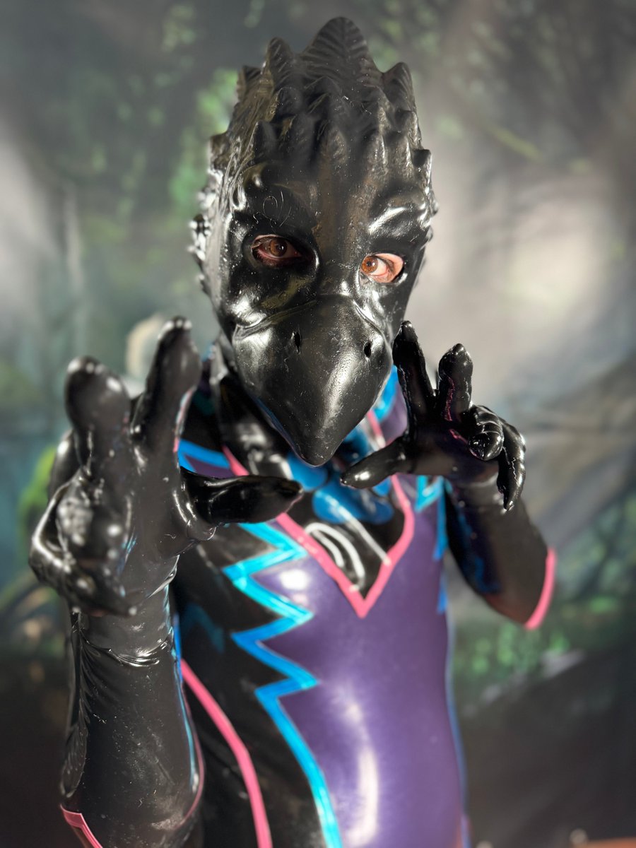 Ｗ ΛＶΞ tweet media