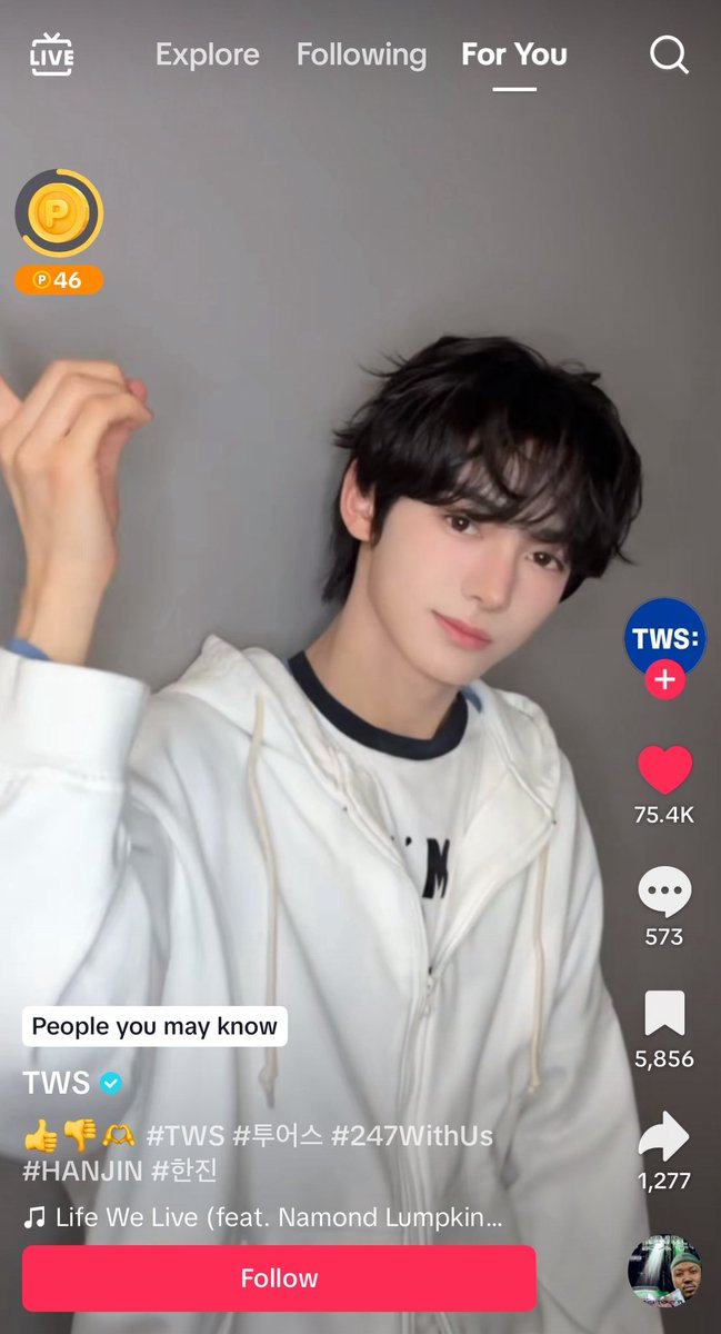 arincfe's tweet photo. “people you may know” PROOF HANJIN IS OOMF https://t.co/Zyz1nyQsB1