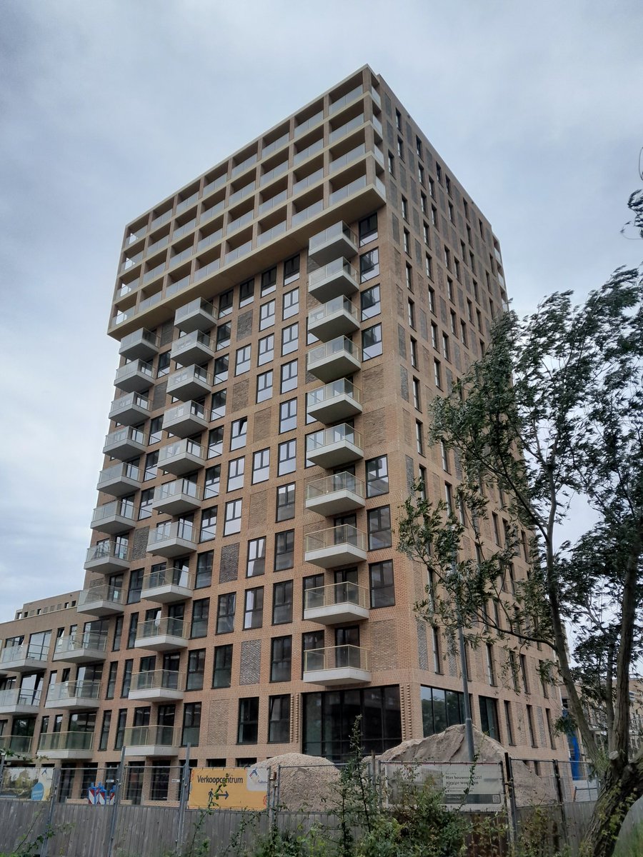 Kubus Noord Waterlandplein Amsterdam <a href="/MJ_deNijs/">M.J. de Nijs</a>