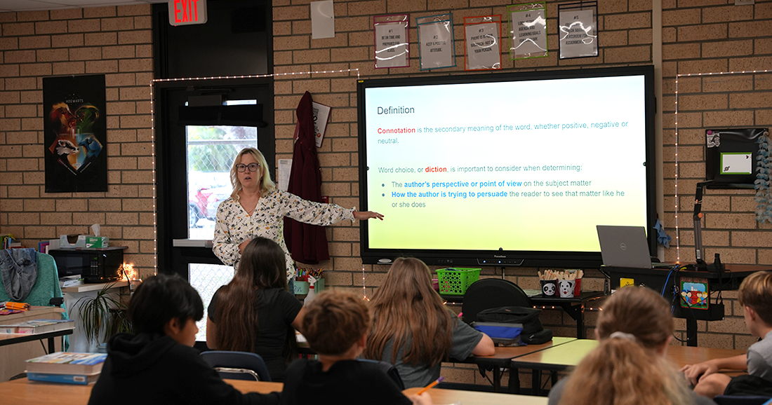 When students return to school on Monday, August 11th, a certified teacher will be leading every classroom. We have reduced teacher vacancies to 65 and developed strategies to ensure certified instructors are leading those classrooms.
leeschools.net/news/august_20… #LoveLeeSchools