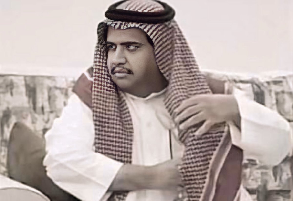 لـ الضلوع العوج محتاج أضمّك بـ اليدين 
كني اطيّب شماغي .. بعود المبخره 

_ عايض العاطفي