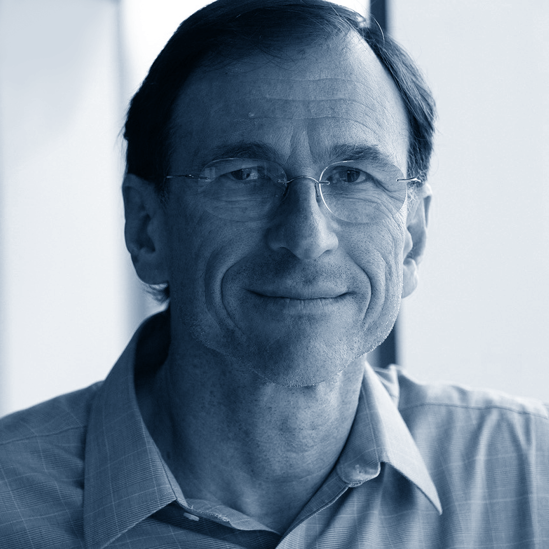 Jack Schwager spent 40+ years studying elite traders.

From BILLIONAIRES like Ray Dalio to unconventional traders like Chris Camillo.

Every top trader he interviewed had a different system, but they all followed the same core principles.

Here are the top 7:🧵