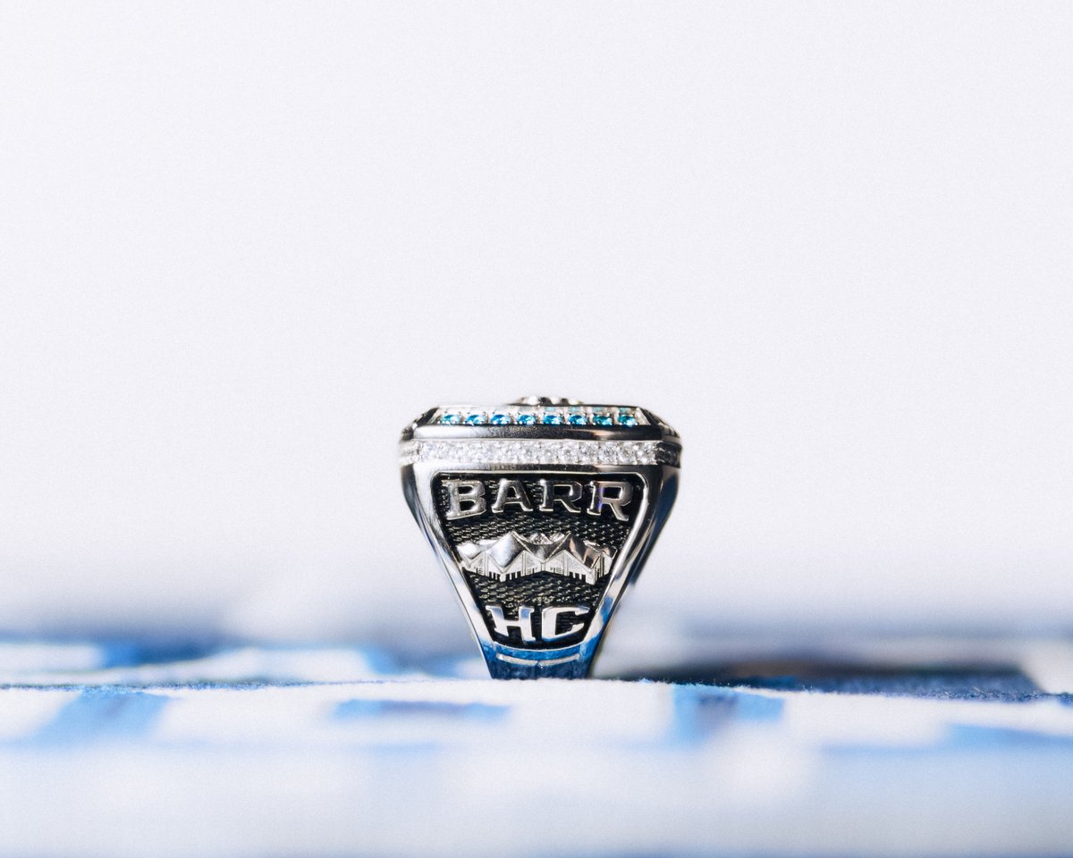 Bling 💍 Bling

The 2025 Hockey East Championship rings Ⓜ️

#BlackBearNation // #JourneyNorth