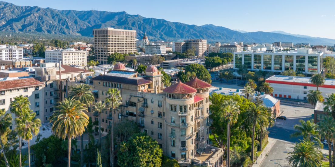 After more than 85 years of rigid, block-by-block tree planting prescriptions, Pasadena is embracing a flexible, science-driven Master Street Tree Plan. 
#UrbanForestry #ClimateResilience #PublicSafety #GreenPolicy #SustainableCities #UrbanCanopy
bit.ly/4lC2keg