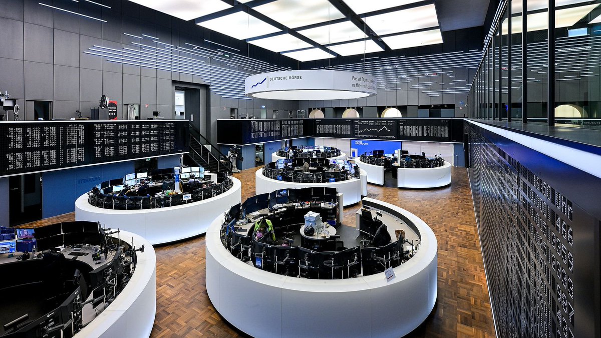 Die <a href="/DeutscheBoerse/">Deutsche Börse Group</a> &amp; <a href="/googlecloud/">Google Cloud</a> entwickeln gemeinsam eine cloud-native Handelsplattform – skalierbar, sicher &amp; optimiert für digitale Assets.
💡 Ein neuer Standard für moderne Marktinfrastruktur.
➡️ Mehr: goo.gle/454rDzW
#GoogleCloudDE