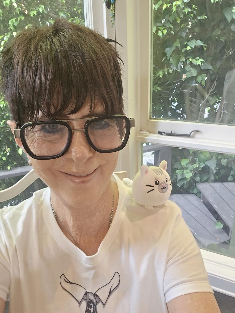 Thank U for my little buddy @Loveyourferalfelines😻😻😻❤️