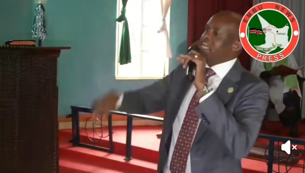 Senator Dr.Munyi Mundigi: Watu wa Embu mko na bahati Sana kwa sababu kwa hii Serikali naguruma kama Simba mambo inafanyika haraka Sana. Macadamia imetoka bei ya chini Hadi 150 kwa sababu nawatetea. 😂😂😂