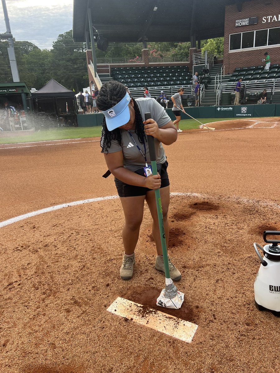 Women in Turf Team (@womeninturfteam) on Twitter photo Day 2 and we are back at it. Another 4 games and the ladies are doing what they do best!
Little League Softball World Series
<a href="/LLSBWorldSeries/">Little League Softball World Series</a> Day 2 and we are back at it. Another 4 games and the ladies are doing what they do best!
Little League Softball World Series
<a href="/LLSBWorldSeries/">Little League Softball World Series</a>