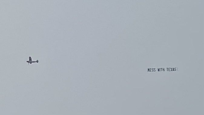 Just saw this in the skies of Albany