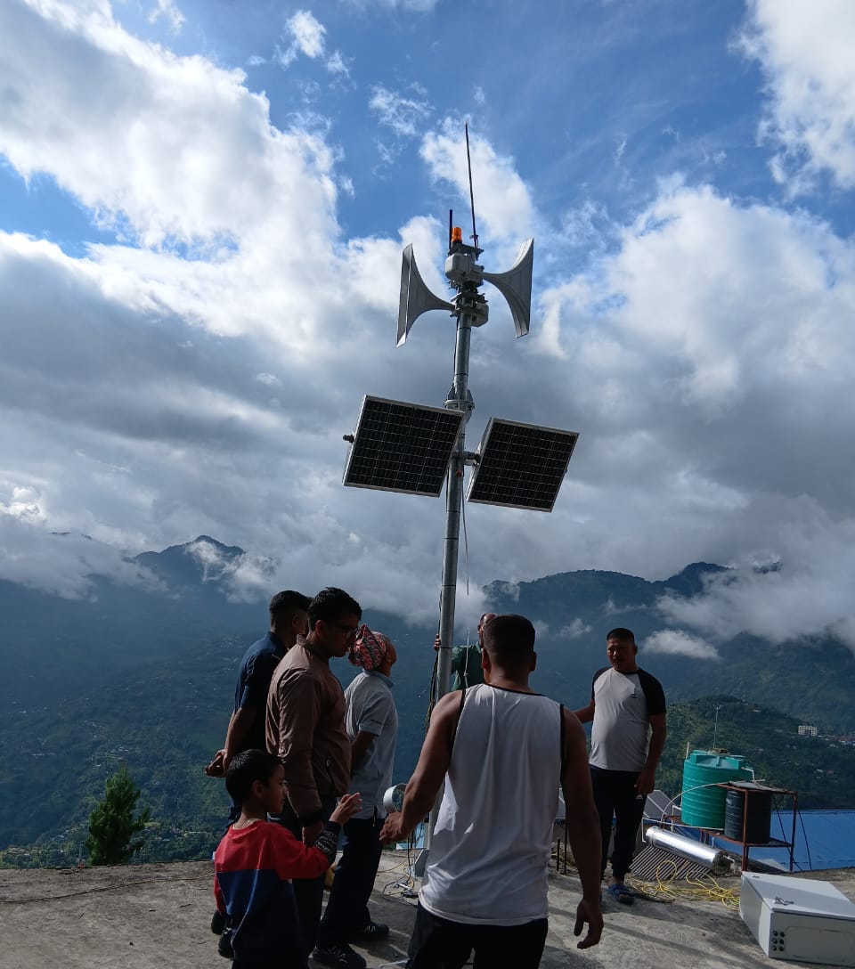 Sagar Shrestha (@redcross_sagar) on Twitter photo 🌄 Saving Lives in the Mountains: Strengthening Resilience through Early Warning Systems 🚨
In Nepal’s mountainous communities, the threat of landslides, floods, and extreme weather is a daily reality. But timely alerts can mean the difference between life and death.
As part of 🌄 Saving Lives in the Mountains: Strengthening Resilience through Early Warning Systems 🚨
In Nepal’s mountainous communities, the threat of landslides, floods, and extreme weather is a daily reality. But timely alerts can mean the difference between life and death.
As part of