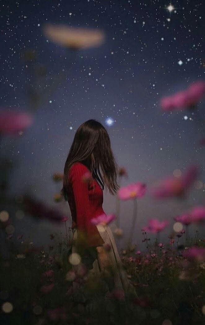 Selamün alayküm.
Herkes yüreğini eline alıp kendi içine bir baksa!
Orada görecek.
Acıyı, sevinci, mutluluğu, ayıbı, günahı,
sevabı, sadakati, ihaneti.
Ama herkes başkasına baktığı için kendini mükemmel sanıyor...!
#KendiNefsime 
Hayırlı akşamlar.