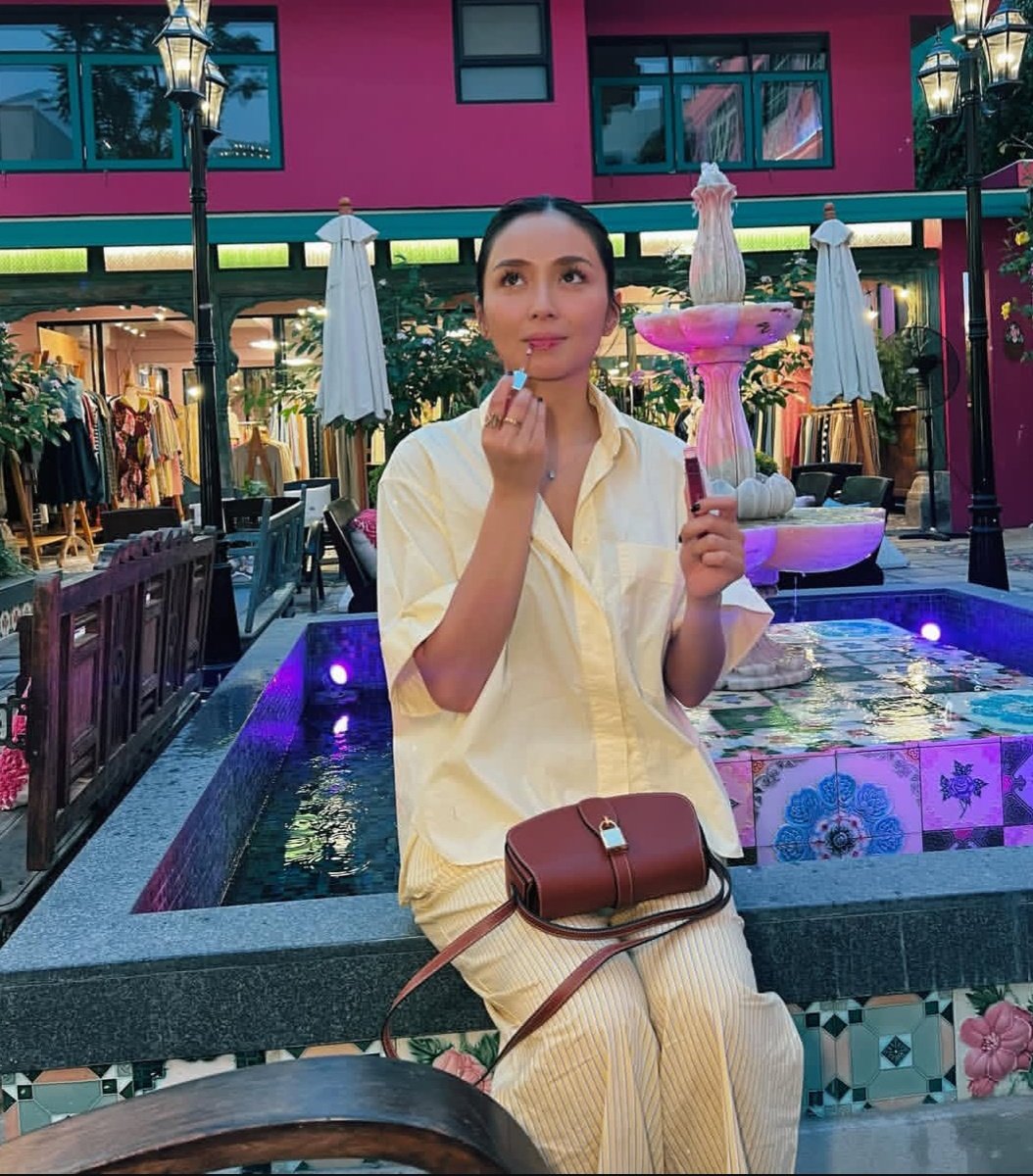 Lance8637's tweet photo. Kathryn, kung ano man nakain mo today, sana araw-araw mo kainin para lahat tayo busog. Kasi subrang busog kami sa mga IG Post mo! 😭✨... Ty love. https://t.co/sKXz3rB1Ro