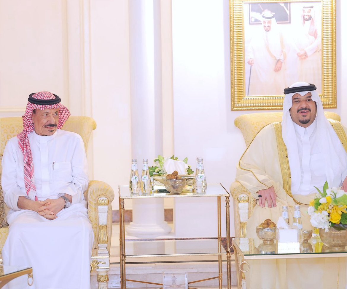 صاحب السمو الملكي الأمير محمد بن عبدالرحمن بن عبدالعزيز نائب أمير منطقة الرياض في ضيافة والدي #عبدالله_البليهد يوم الاحد٩/ ٢ /١٤٤٧ في مزرعته سمحه بالدرعيه تشرف والدي بحضورسموه حفظه الله