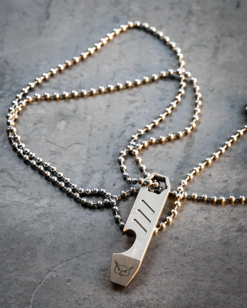 APxTools's tweet photo. What if your EDC never left your neck?
Meet TiZag – The Pendant That’s Also a PryTool
- CNC-milled from Grade 5 Titanium
- Pry tip, scraper, flathead, bottle opener
- Nite Ize bit compatible
- Includes chain & unique serial number
- Limited Edition
#EDCIndia #everydaycarry https://t.co/1aByCYKuhJ
