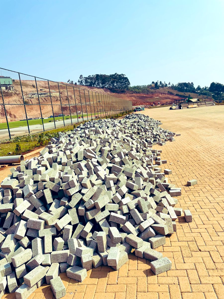 Why choose pavers for your exterior spaces?

Because beauty should be built to last. 
Pavers combine strength and style, offering unmatched durability, a wide range of shapes and colors, and the flexibility to suit any design vision. 

Whether you’re creating a driveway, patio,