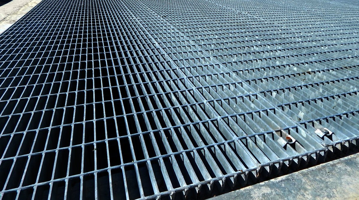 #AllMetalMonday
Grateful for a great grate ... .. .