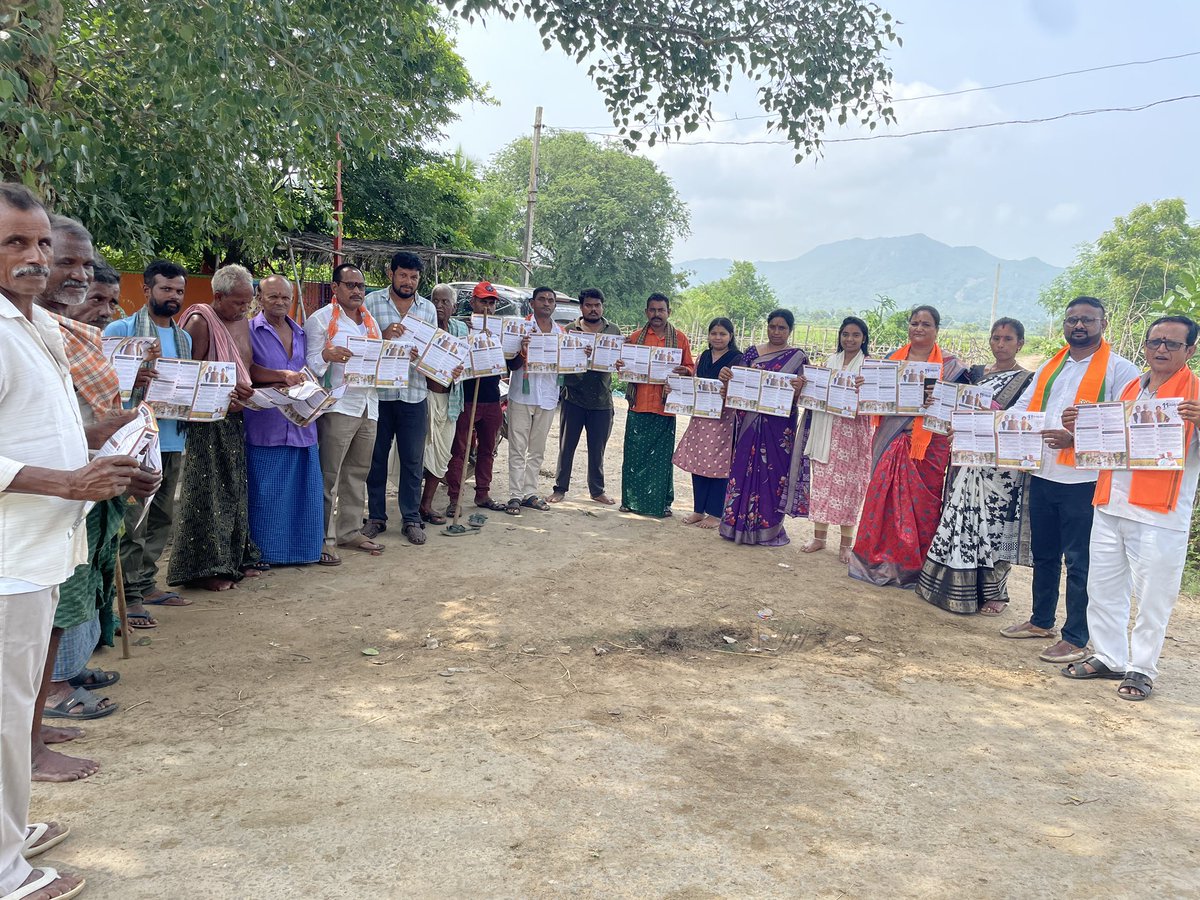 🚩 Door-to-Door Campaign – Kothuru Mandalam, Pathapatnam Constituency, Srikakulam District 🏡
As part of the grand celebrations commemorating 11 Years of Super Governance under the bold and visionary leadership of Hon’ble Prime Minister Shri Narendra Modi ji, a vibrant and
