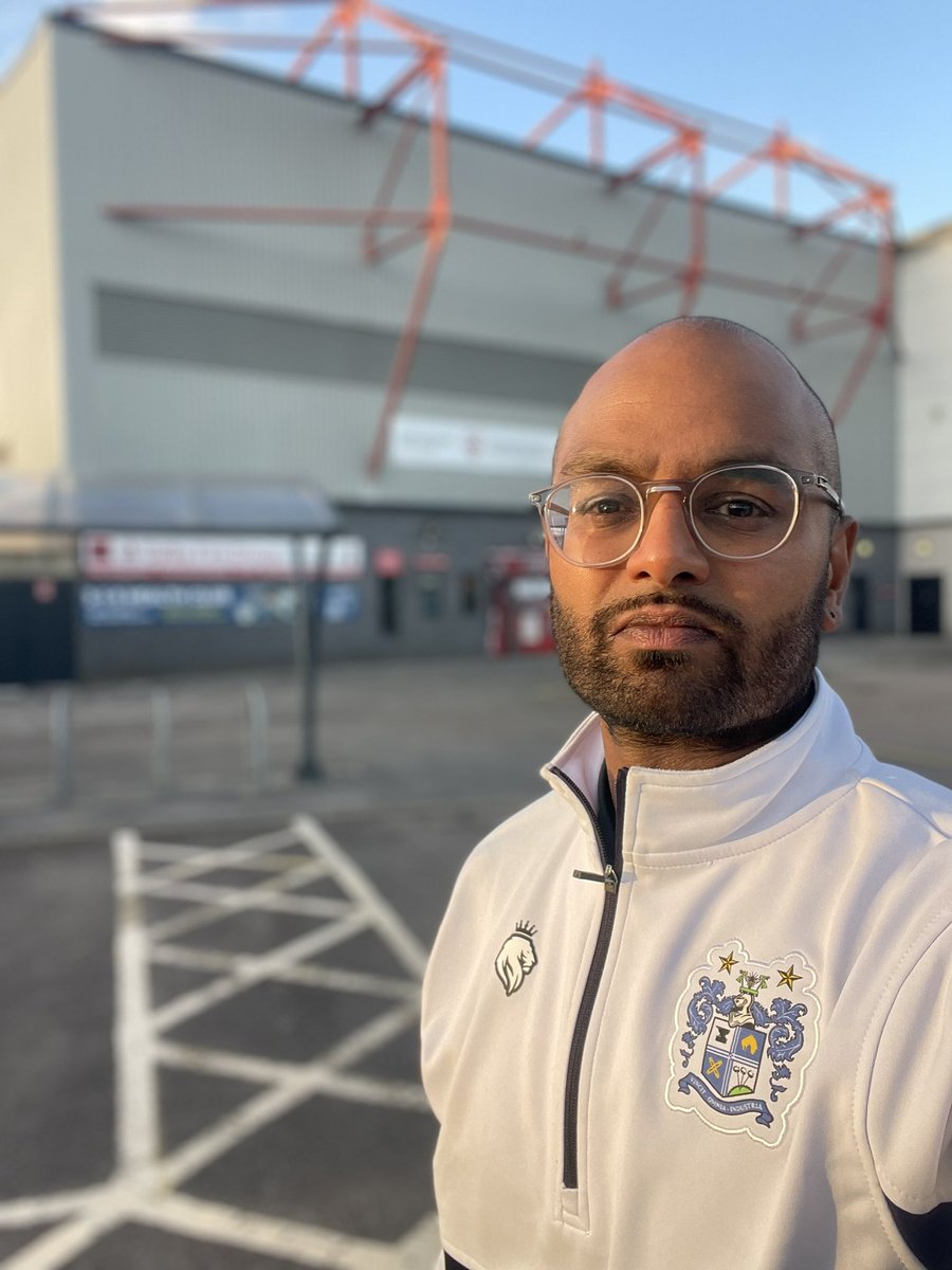 Sanny Rudravajhala (@sanny_rudra) on Twitter photo The sun sets on the Mazuma Stadium.
Just finished an extra feature to run on <a href="/SkySportsNews/">Sky Sports News</a>.
If you know this badge, youāll know why whatās happening at Morecambe, personally, means a lot. The sun sets on the Mazuma Stadium.
Just finished an extra feature to run on <a href="/SkySportsNews/">Sky Sports News</a>.
If you know this badge, youāll know why whatās happening at Morecambe, personally, means a lot.