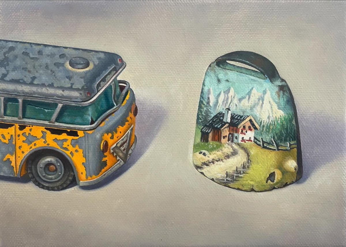 Postbus &amp; Bell, 2025, by Jeremy Dickinson (Studio 56), oil on canvas, 15 x 21cm
.
.
#art #painting #diecast #postbus #switzerland #cowbell #deltahousestudios #art #artist #artists #newart #london #londonart #londonartist #londonartists #artgallery #artgalleries #artexhibition