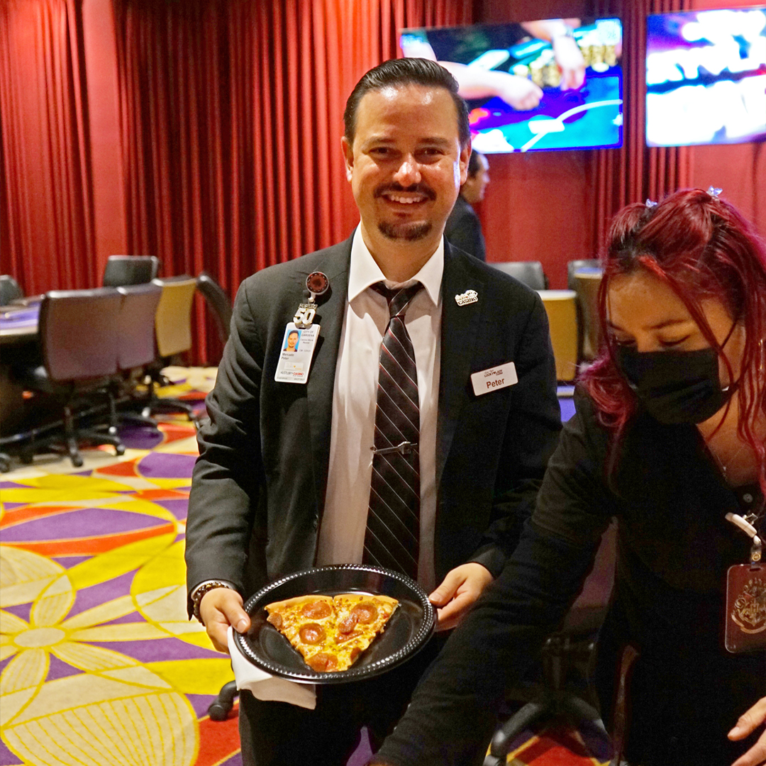 LarryFlyntsLL's tweet photo. βοΈBig cheers to our July Service Stars! πͺ Your hard work lights up Lucky Lady and we're so grateful for all you do. Your Dedication shines every day and we are proud to recognize you! πβ
β
#LuckyLadyLegends #ServiceStars #ShineBright #lfluckylady #LuckyLadyCasino #Casino β https://t.co/4VOe6cR2bx