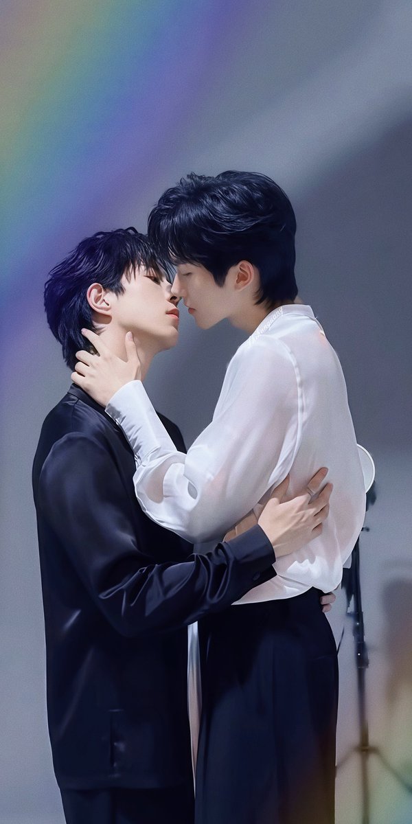 shihanguang's tweet photo. 😘😘😘
#DesireTheSeries #ABODesire #EliotHuang #KipukaQiu #黄星 #邱鼎杰 #垂涎 https://t.co/WgHc9a2zhB
