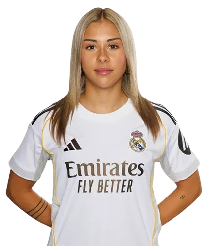 fabricafemenina's tweet photo. Para 5 jugadoras del Real Madrid "B", será la 5ª temporada de ellas en #LaFabricaFemenina 

Llegaron siendo las más pequeñas del club, y ya son unas veteranas en Valdebebas.  Así ha sido su evolución en 5 años:

Raquel Íñigo (@Raquelinigo7 )
20/21 (Juvenil) 🔛 25/26 (Real Madrid "B")