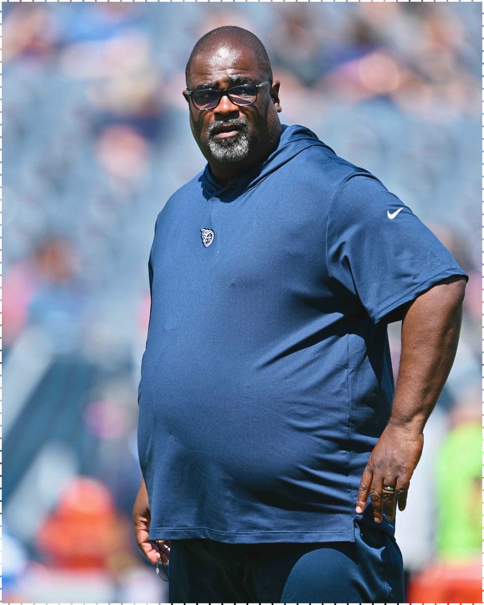 #Patriots DC Terrell Williams appeared to experience a health-related issue on the sideline during today’s practice, prompting trainers to rush over. A stretcher was brought out, but Williams was able to get up under his own power and was taken inside on a cart.

He had