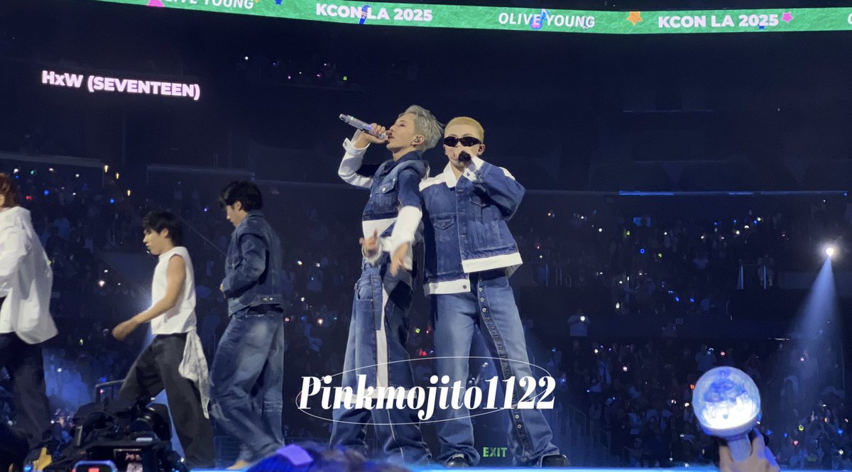 250803 KCON LA 

2 CAPTAINS 🫡

#SEVENTEEN #HOSHI #WOOZI #호시X우지 #호시 #우지
#KCON2025LA 
#HOSHIxWOOZI_KCONLA2025