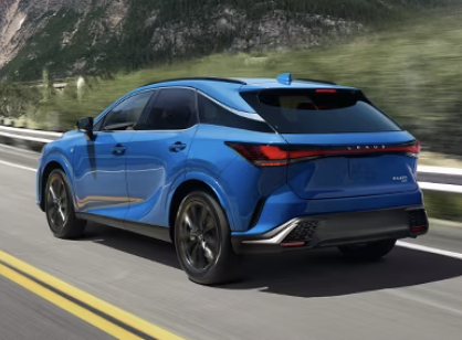 CatenaLarchmont's tweet image. Where luxury meets innovation. The Lexus RX redefines every journey with comfort and style.
🔗 bit.ly/3FSnRzG
#lexusoflarchmont #lexusrx #luxurysuv #elevateyourdrive #lexuslife #innovativedesign