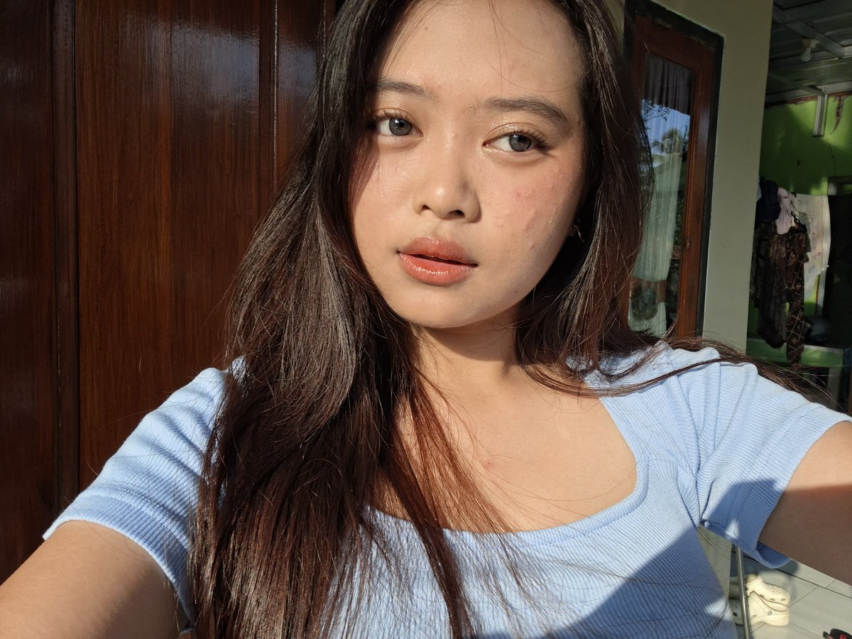 deffnotly's tweet photo. ugh cinta banget sama matahari parakanmanggu https://t.co/X5EKO8qD0k
