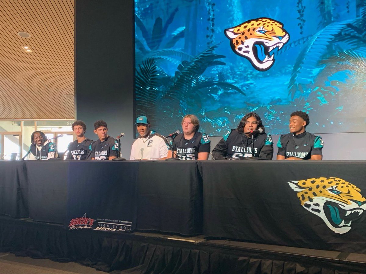 Jaxon Harshman (@jaxonharshman) on Twitter photo Bakerâs Sports Media Day was an awesome experience. Representing Providence Stallions with focus, faith & fire! Class of 2026 | RB | Let the season speak - highlight film coming soon. #HighSchoolFootball #NCAAProspect
<a href="/coachkstrong/">K. Strong</a> <a href="/CoachHeldreth/">Jordan Heldreth</a> <a href="/mwilliams7474/">Maurice Williams</a> <a href="/ertonnchatelain/">Ertonn Chatelain, MBA</a> Bakerâs Sports Media Day was an awesome experience. Representing Providence Stallions with focus, faith & fire! Class of 2026 | RB | Let the season speak - highlight film coming soon. #HighSchoolFootball #NCAAProspect
<a href="/coachkstrong/">K. Strong</a> <a href="/CoachHeldreth/">Jordan Heldreth</a> <a href="/mwilliams7474/">Maurice Williams</a> <a href="/ertonnchatelain/">Ertonn Chatelain, MBA</a>