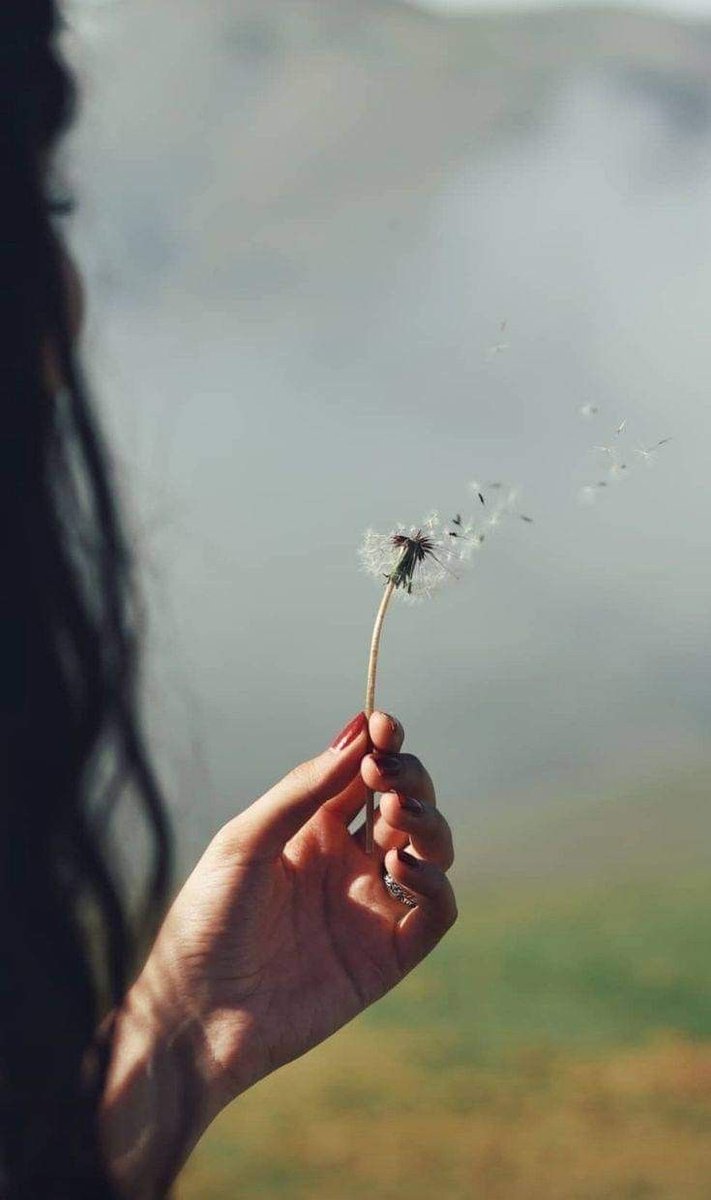 Soy adicto a tu néctar...
No por placer, sino porque me alimenta el alma.