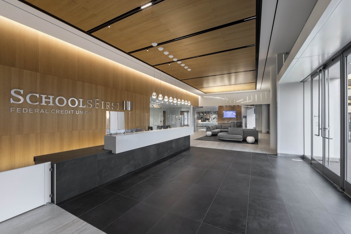 CWDriverCos's tweet image. Excited to share that the SchoolsFirst Federal Credit Union project earned an Award of Merit from AEI for Electrical, Lighting &amp;amp; Mechanical Systems Design! Big congrats to our partners at SmithGroup and the entire team! #CWDriverCos #Construction