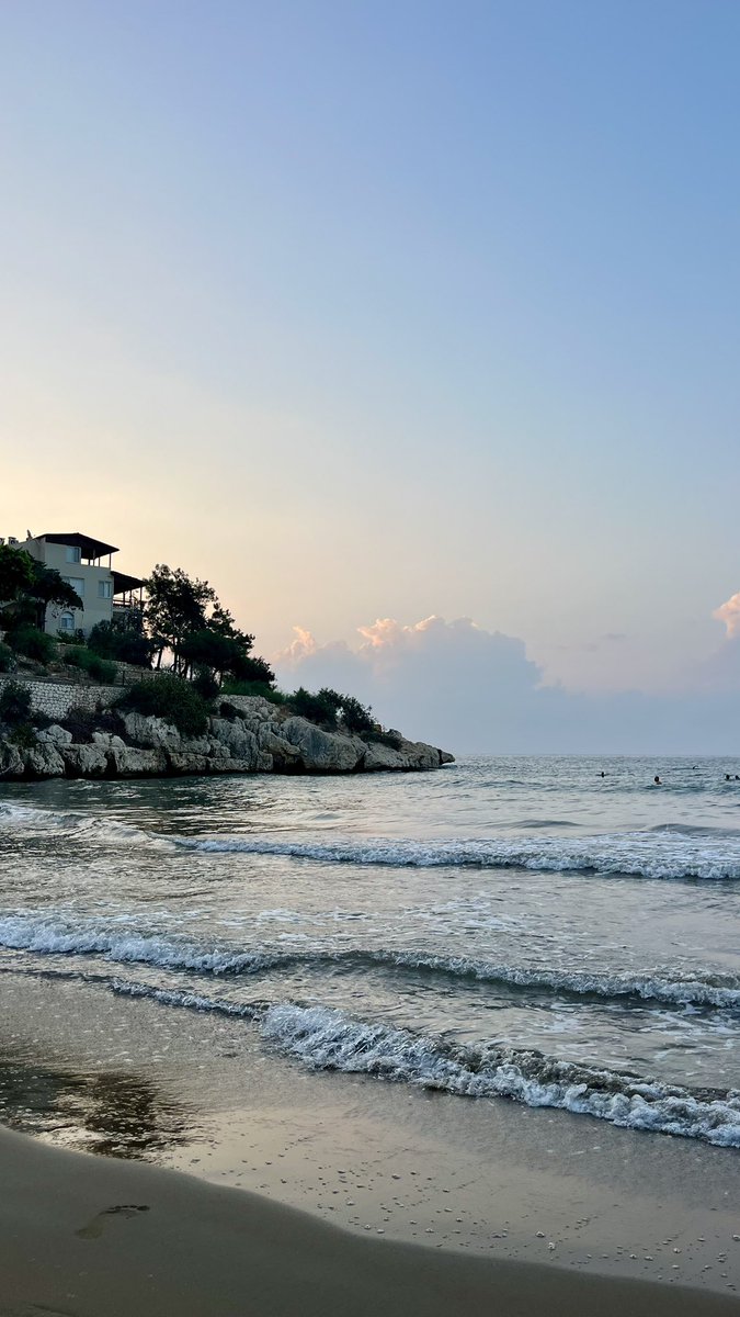 sen benim hayat şartlarımı hayal bile edemezsin ezik piç