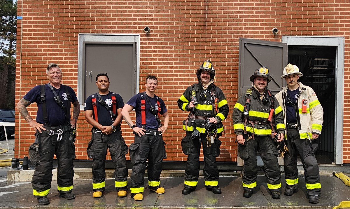 The members of Engine 3, Squad 3 &amp; Division 1 following this morning's (4 Aug 2025) training exercise in East Cambridge.
Group 2 on duty.