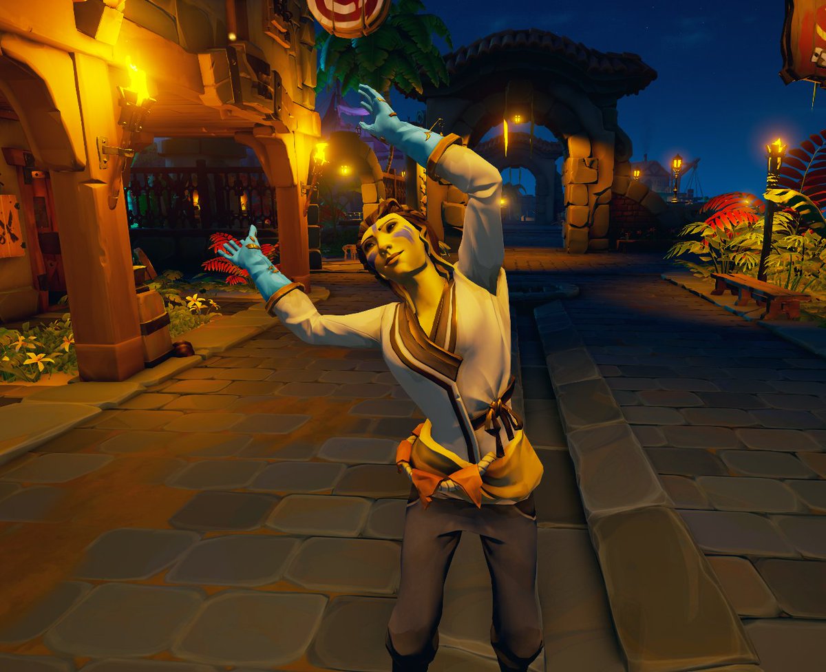 New gloves ! Thanks for everything <a href="/SeaOfThieves/">Sea of Thieves</a> #StyleOfThieves !