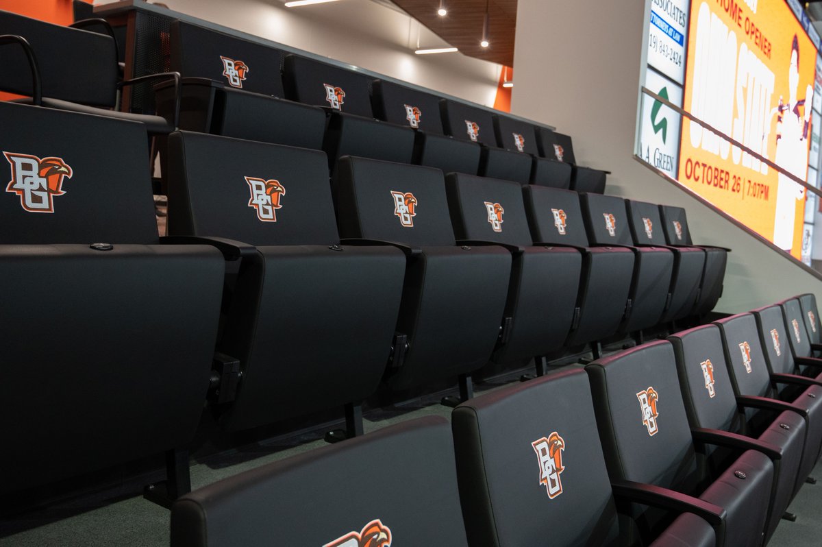 🎟️ Reminder 🎟️ 

We are two months away from the start of the 2025-26 season, and we can't wait to see a jam-packed Slater Family Ice Arena. Links to single-game and season tickets can be found below. #AyZiggy  

Single game tickets: tinyurl.com/2xrdp2y8
Season tickets: