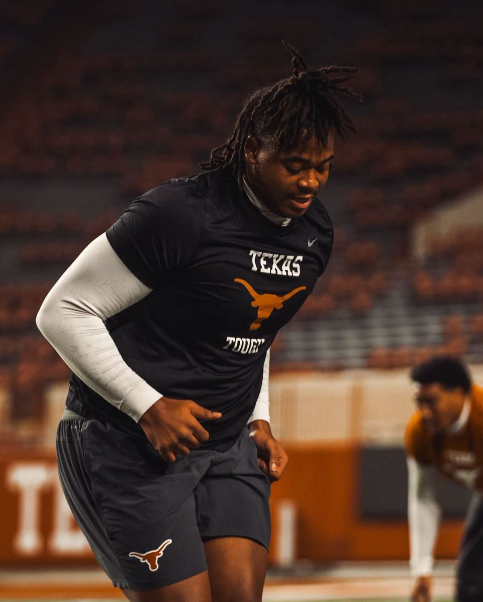 BREAKING: According to sources, Texas OL Andre Cojoe is OUT for the season with a knee injury