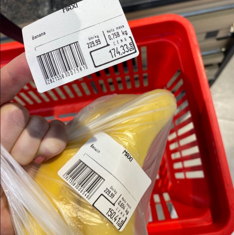 Plastika na vagi, koja uporno zbunjuje potrošače‼️

Šta kažete, može li je potrošač skinuti i bez nje obaviti merenje❓

Ko je koga tu zeznuo u stvari❓🤦