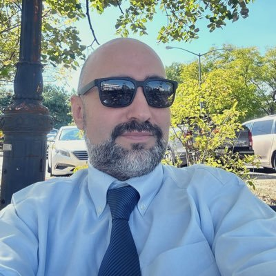 Uzun süredir buraya gelmiyorum. Aldığım bu haberle şok oldum, çok üzüldüm. Nezaketinden her space açtığımda gelir katkıda bulunmak ister, her paylaşıma mesajını bırakırdı ki destek olsun. 

Naif kaliteli bir insandı İsmail abi. Çok üzgünüm.