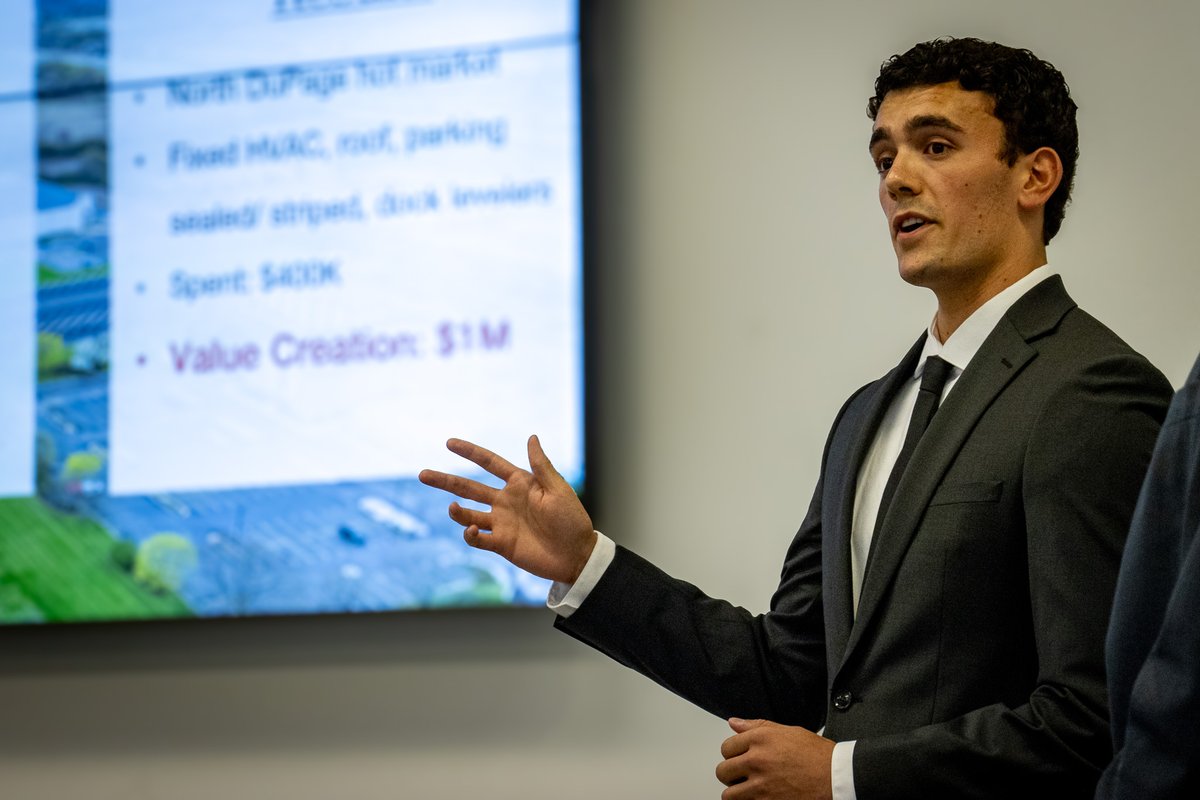 NAIHiffman's tweet photo. Hiffman Interns are nearing completion of their summer roles, and our leadership group was impressed by every group at our Pitch Presentations

The future of CRE is in good hands - we wish the best of luck to those heading back to school in the fall and in their future careers! https://t.co/6PJnehcVfQ