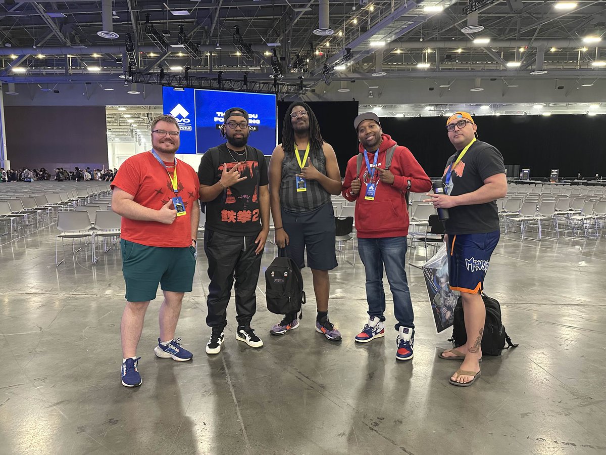 If you don't go to events,  it's easy to forget the Community in the shit we do here. Shout to <a href="/OfficialJettEye/">Jett Eye | 🧨TnT🧨 | 💥FCW💥 |</a> <a href="/Lighten_RoSE/">LightenRoSE</a> <a href="/karoshiii/">karoshiii</a> <a href="/KidClutchRain/">IX | KidClutch 🔜 EVO Vegas</a> and the other T.N.T'z guys who couldn't show.