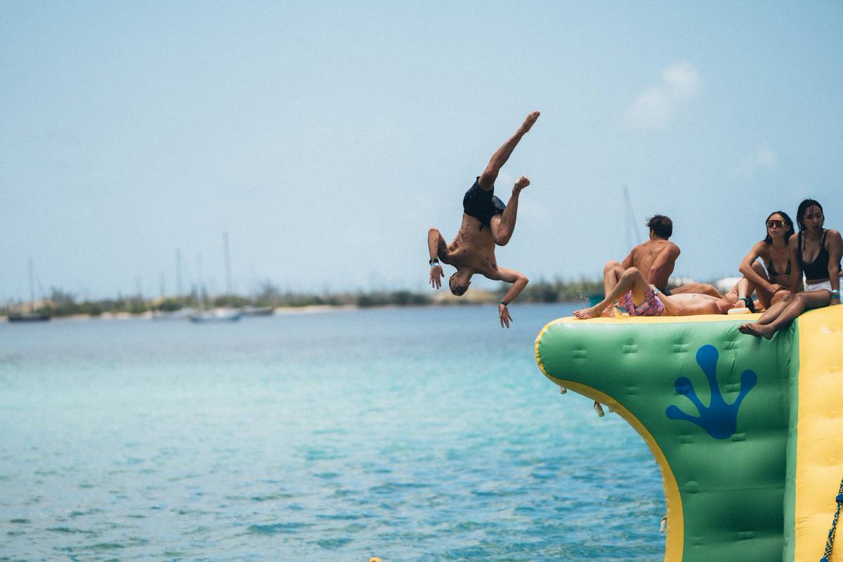Maximilian 🌊 (@heymaximillian) on Twitter photo I just got back from Solana Summer Shores (<a href="/SolSummerSeries/">Solana Summer Shores</a>) and I’ve never been more bullish on a community in crypto.
There is so much creative juice in this ecosystem. Musicians, artists, comedians, videographers. You could feel The Keys buzzing with talent and work ethic. I just got back from Solana Summer Shores (<a href="/SolSummerSeries/">Solana Summer Shores</a>) and I’ve never been more bullish on a community in crypto.
There is so much creative juice in this ecosystem. Musicians, artists, comedians, videographers. You could feel The Keys buzzing with talent and work ethic.