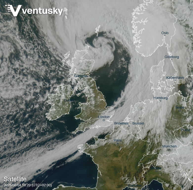 A deep low-pressure system has hit Scotland and the surrounding areas, just as expected – quite unusual for the summer. 🧐 This is how it currently looks on the satellite image – a textbook example of an autumn-type low: ventusky.com/?p=57.4;1.9;5&… Wind gusts in Scotland exceeded 130